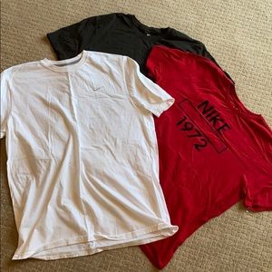 Set of 3 Men’s Nike Shirts